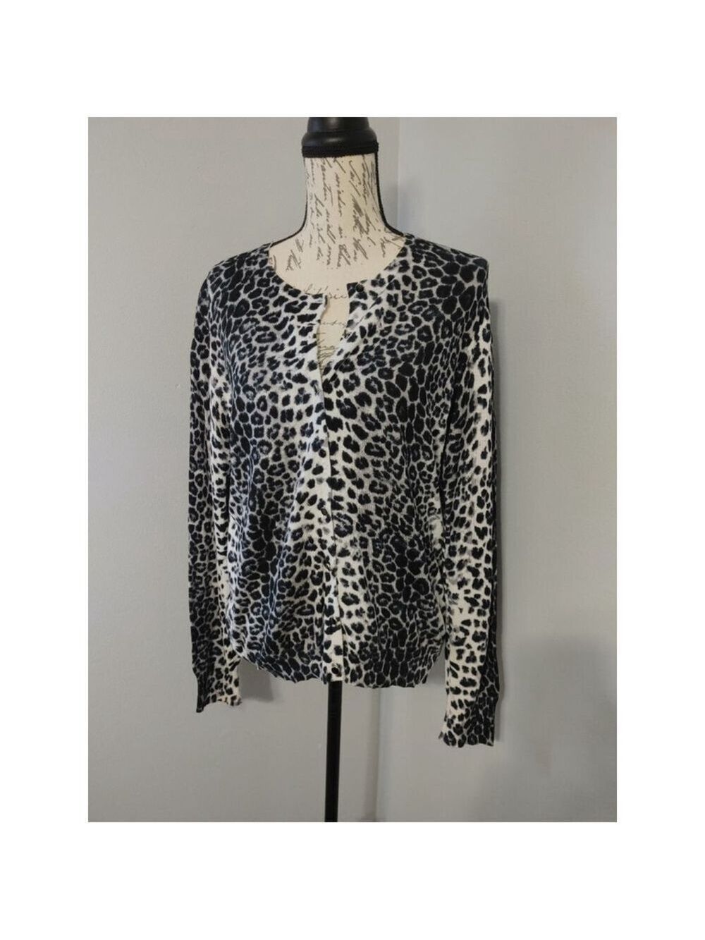 Women's Ava Paige Leopard Print Cardigan L Black (Faintly Blueish) White